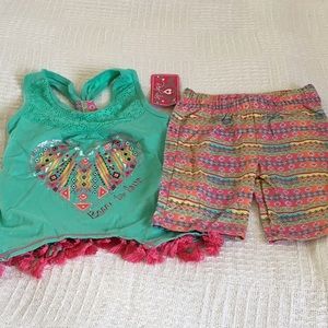 NWT Girls size 5-6 tank top and shorts set